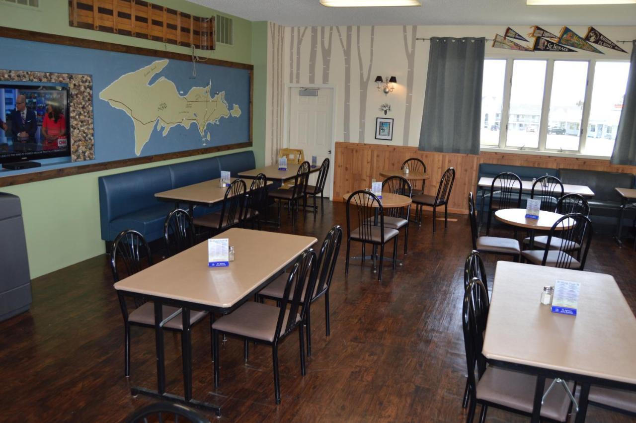 Cedar Hill Lodge Saint Ignace Luaran gambar