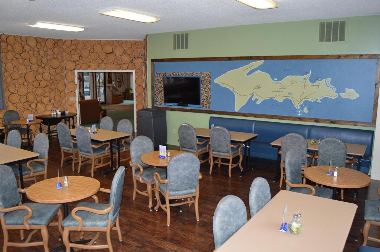 Cedar Hill Lodge Saint Ignace Luaran gambar