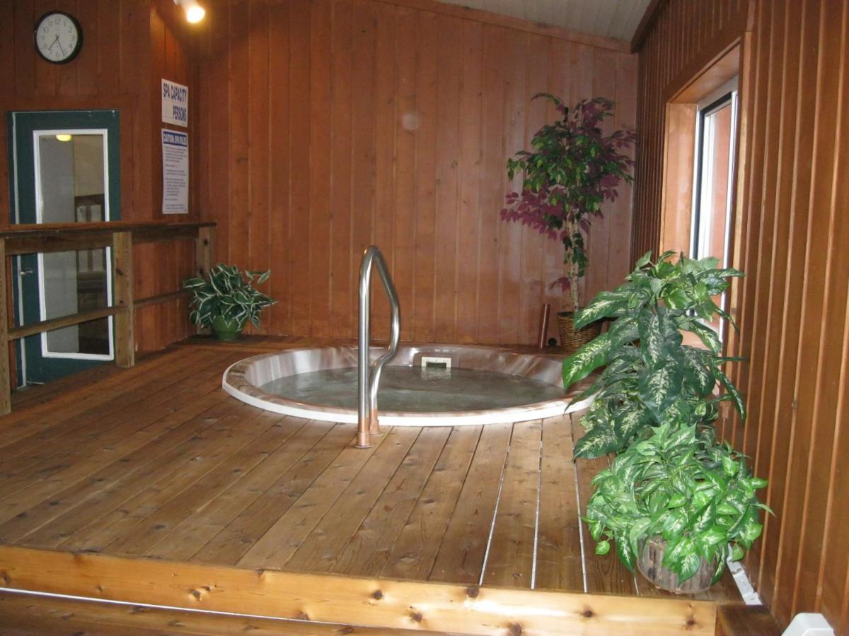 Cedar Hill Lodge Saint Ignace Luaran gambar