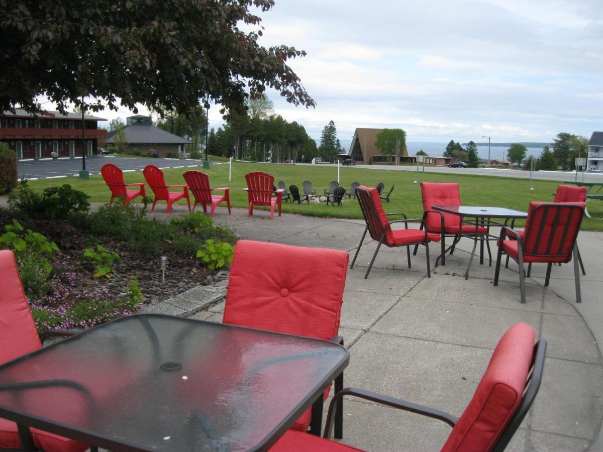 Cedar Hill Lodge Saint Ignace Luaran gambar