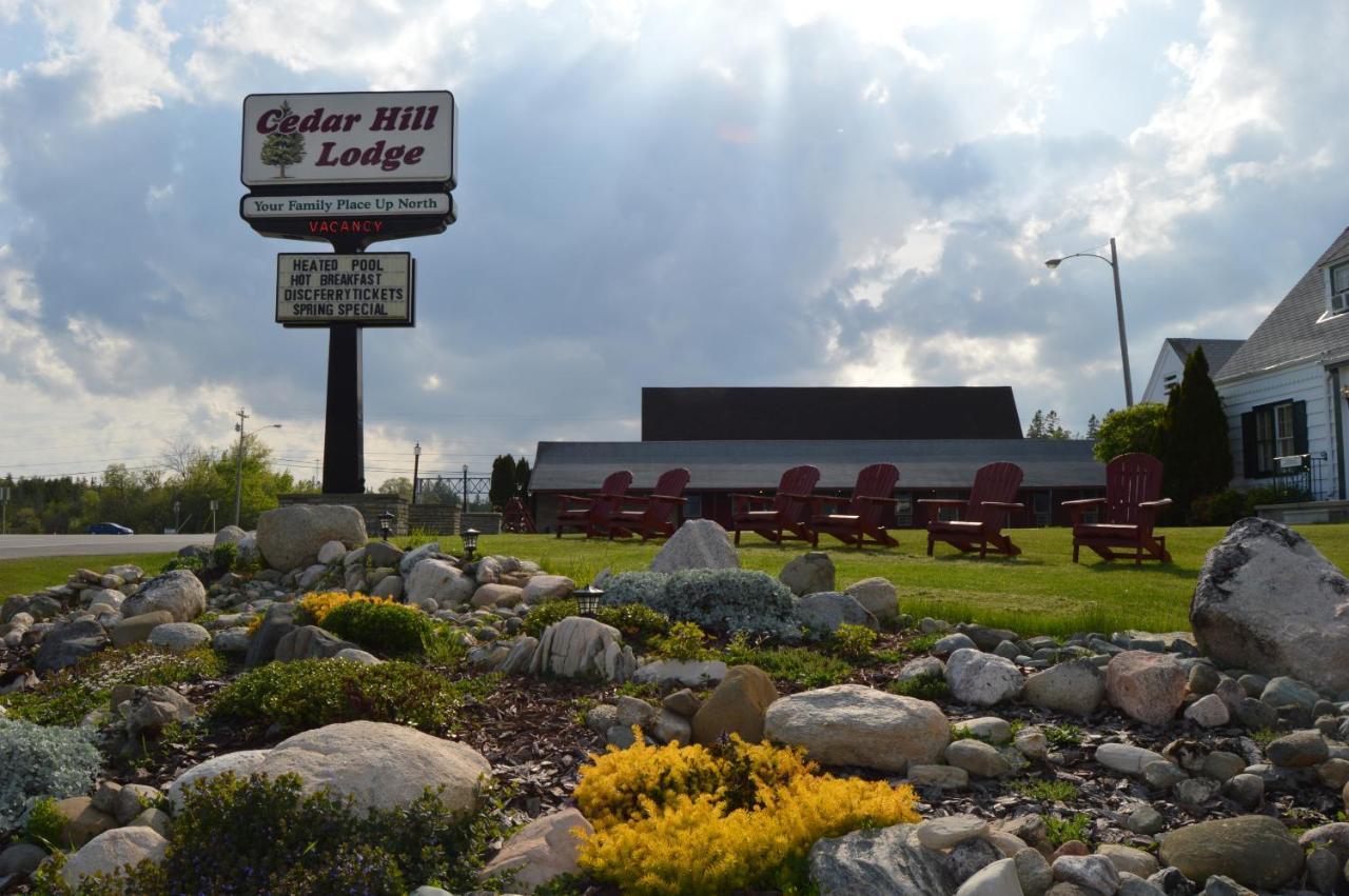 Cedar Hill Lodge Saint Ignace Luaran gambar
