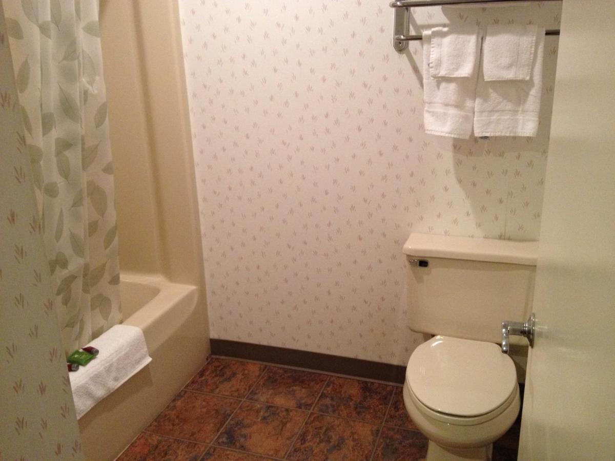 Cedar Hill Lodge Saint Ignace Luaran gambar