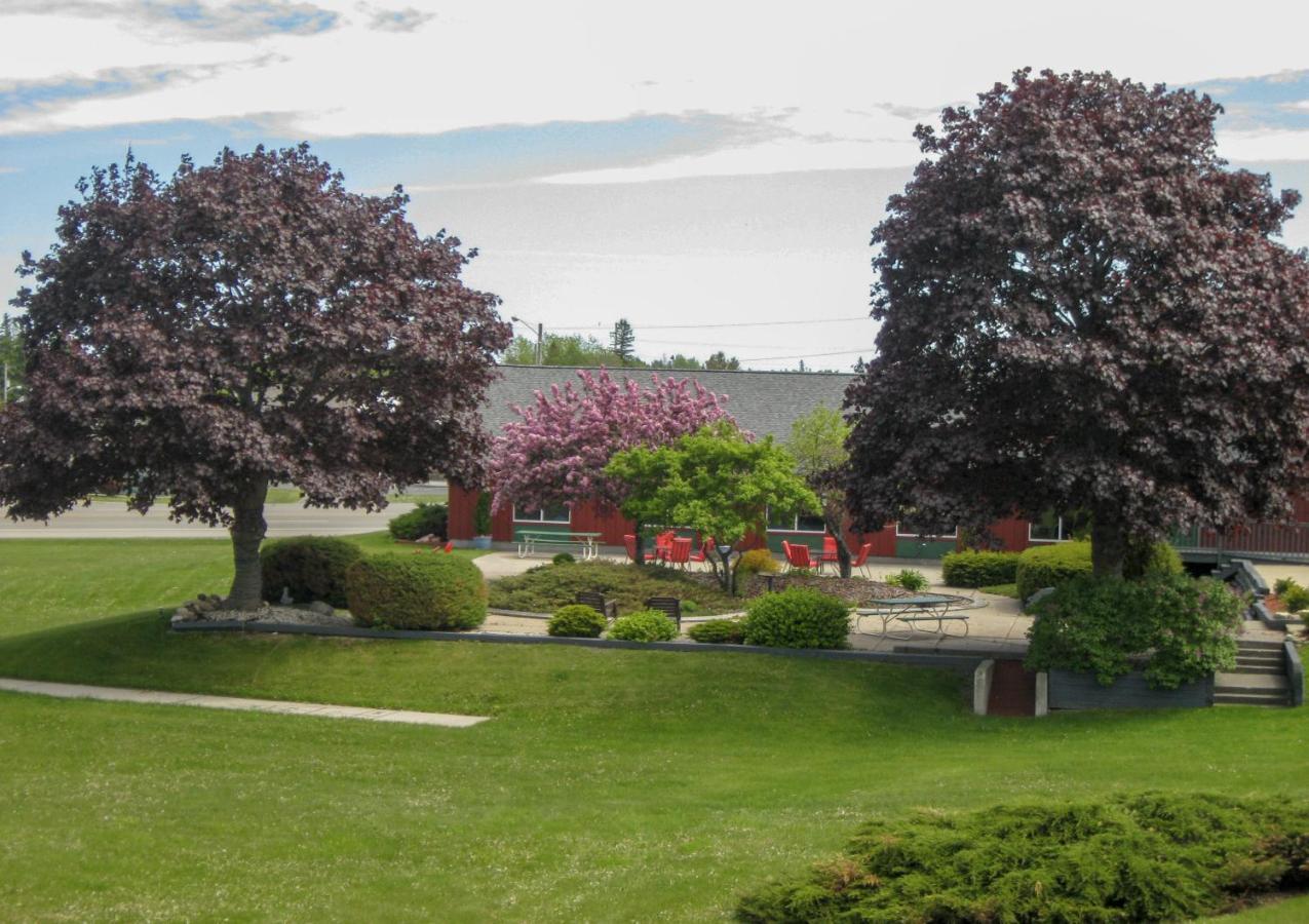 Cedar Hill Lodge Saint Ignace Luaran gambar